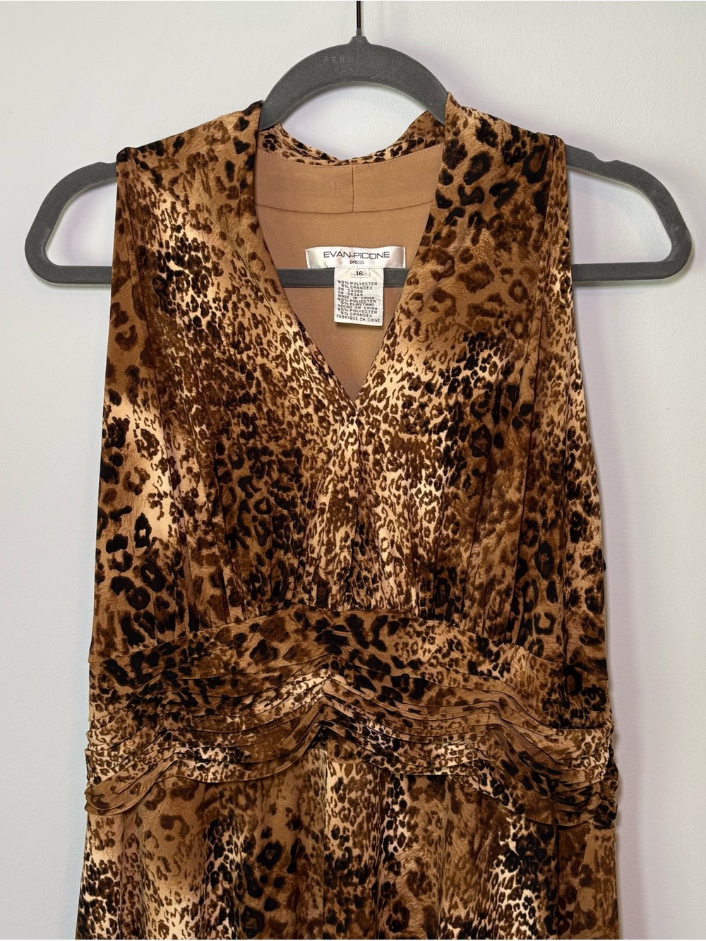 Evan Picone Leopard-Print V-Neck dress size 16